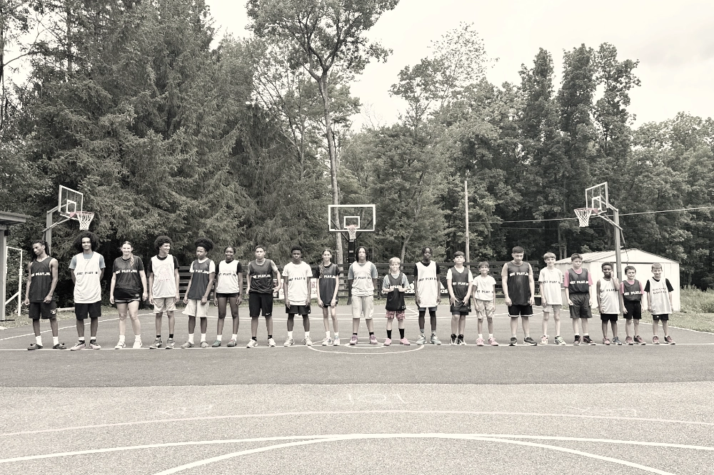United team lineup on the court